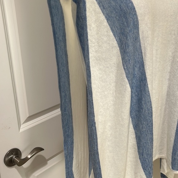 J. McLaughlin Linen Poncho Blue Stripe Cover Up Coastal Beach Resort One Size - Picture 7 of 8